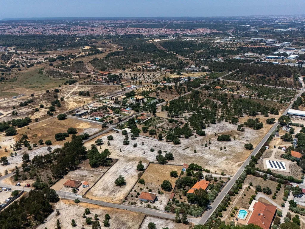 Moradia Exclusiva para Investimento em Quinta do Anjo, Palmela - Image 113