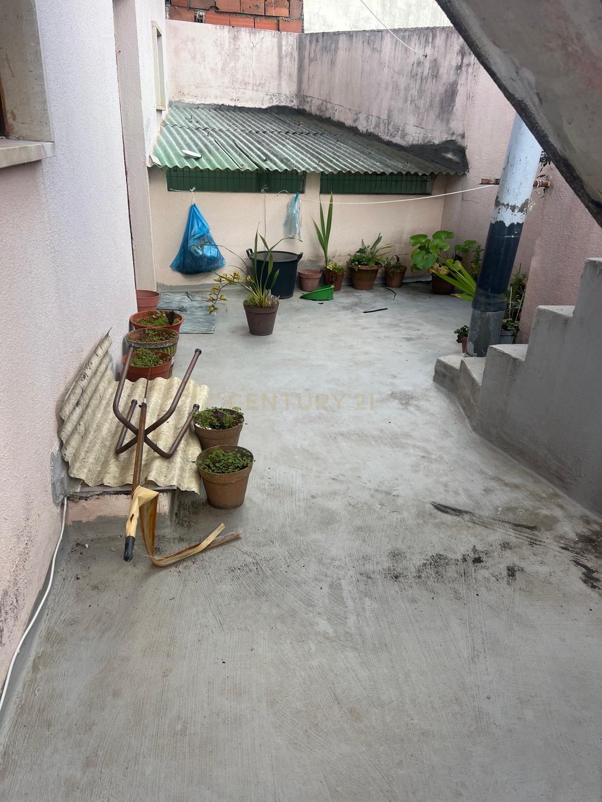 Moradia Pronta a Habitar no Centro do Avelar – Terraço, Telhado Renovado e Localização Privilegiada - Image 8