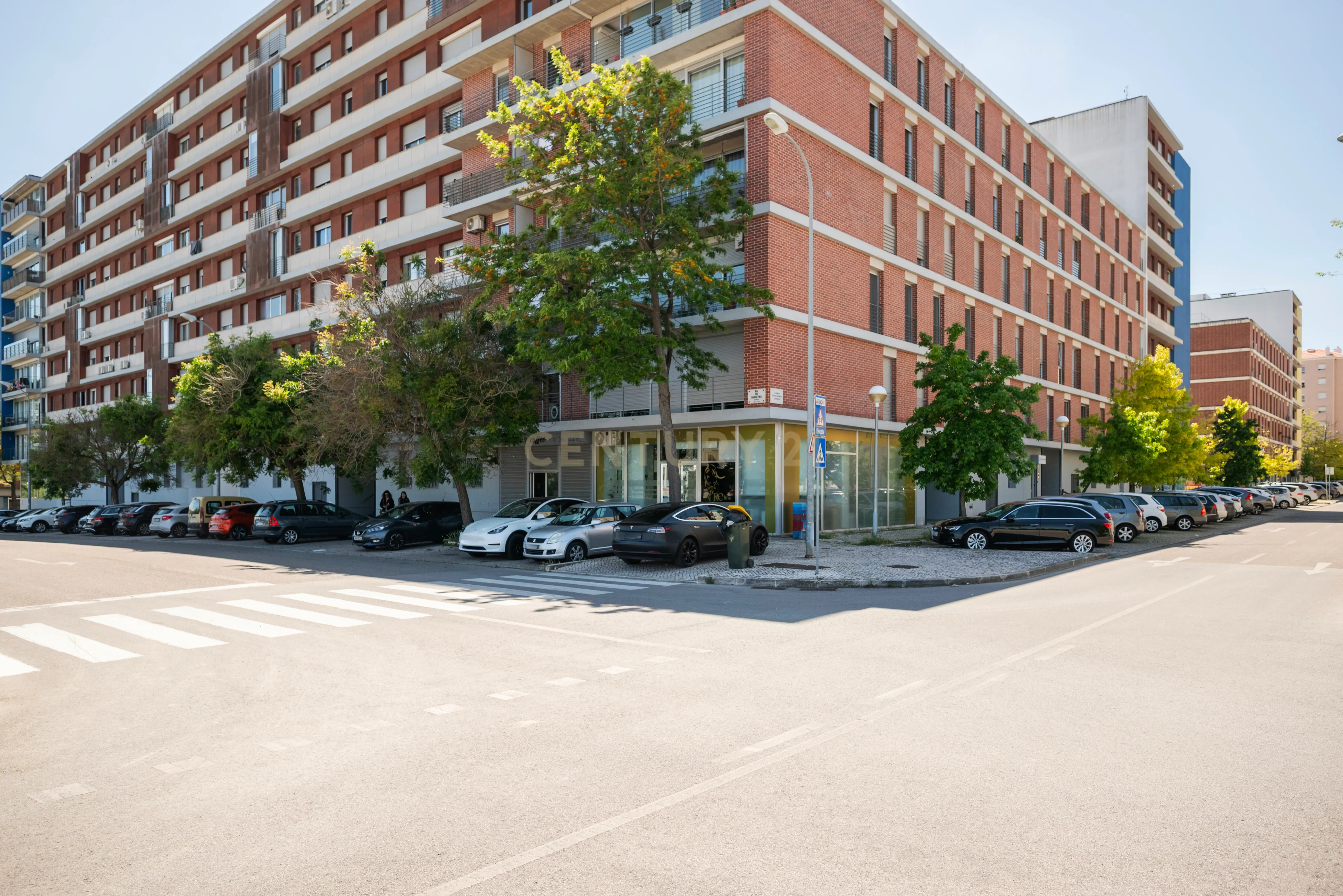 Apartamento T3 Luminoso com Vista Deslumbrante e Localização de Excelência – Parque Oeste / Quinta das Conchas - Image 29
