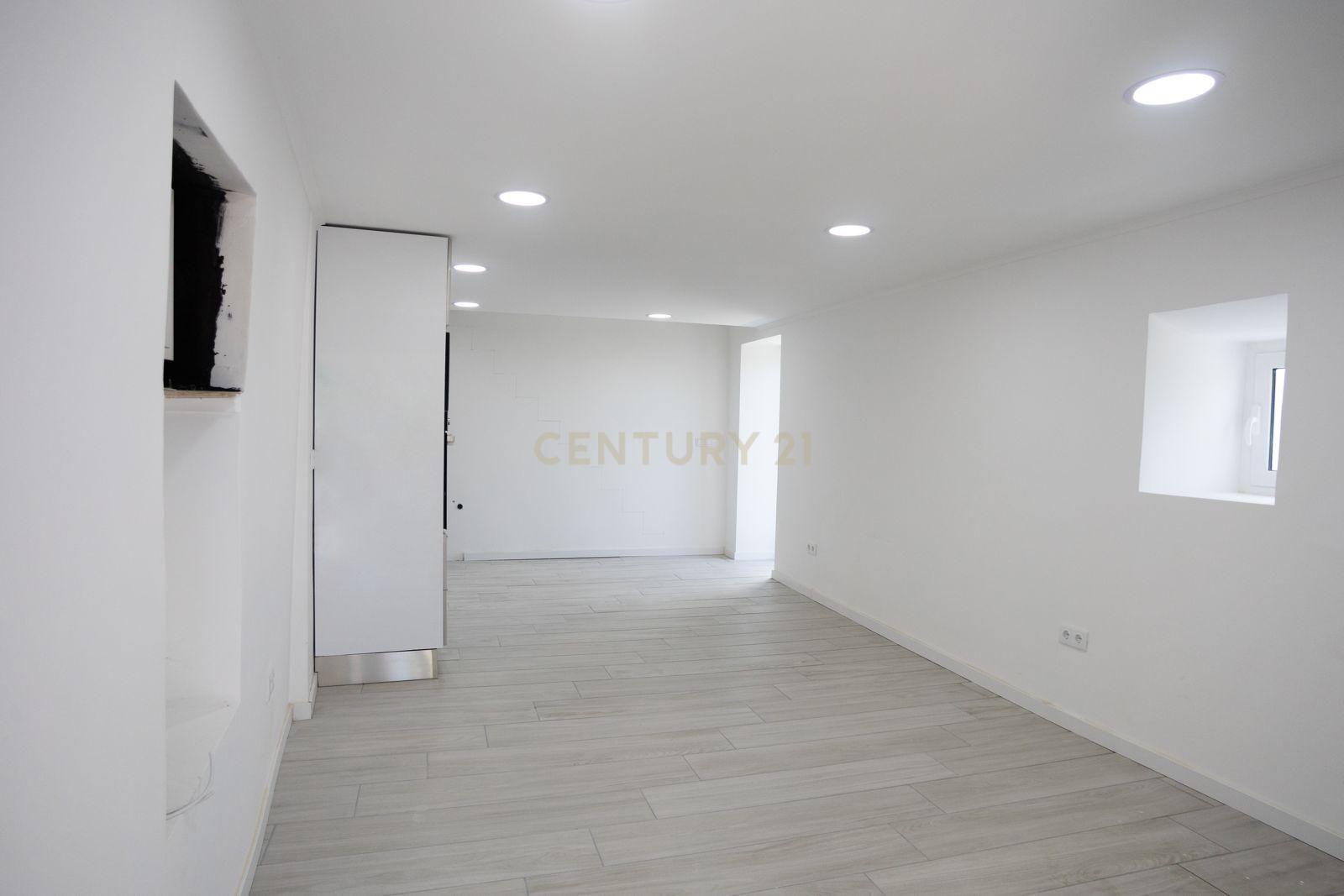 Moradia T2 - Arruda dos Vinhos - Image 12