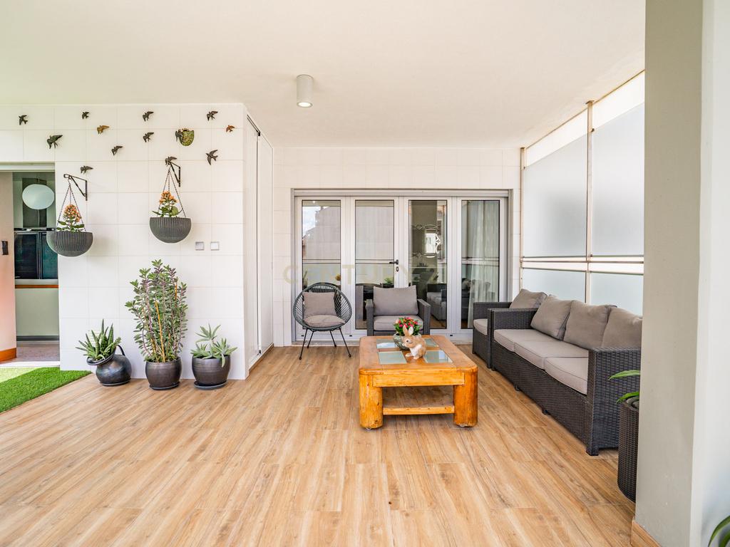 Apartamento T4 Premium com Terraço na Avenida da Independência - Image 60