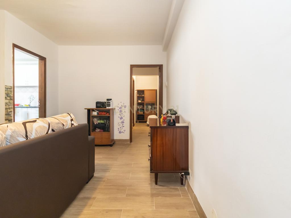Apartamento T1 em Santo António da Charneca, Barreiro - Image 10
