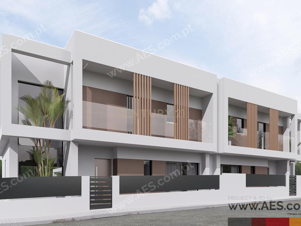 Moradia T4 Nova Foros da Amora - Image 1