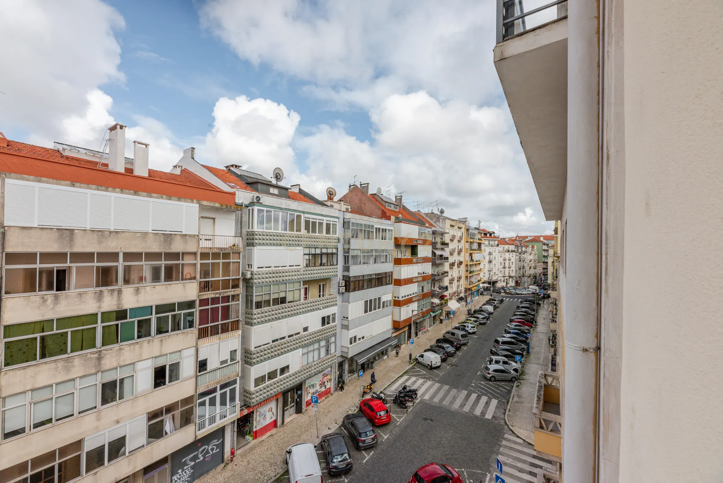 Apartamento T2+1 totalmente renovado – Modernidade, conforto e localização privilegiada - Image 36