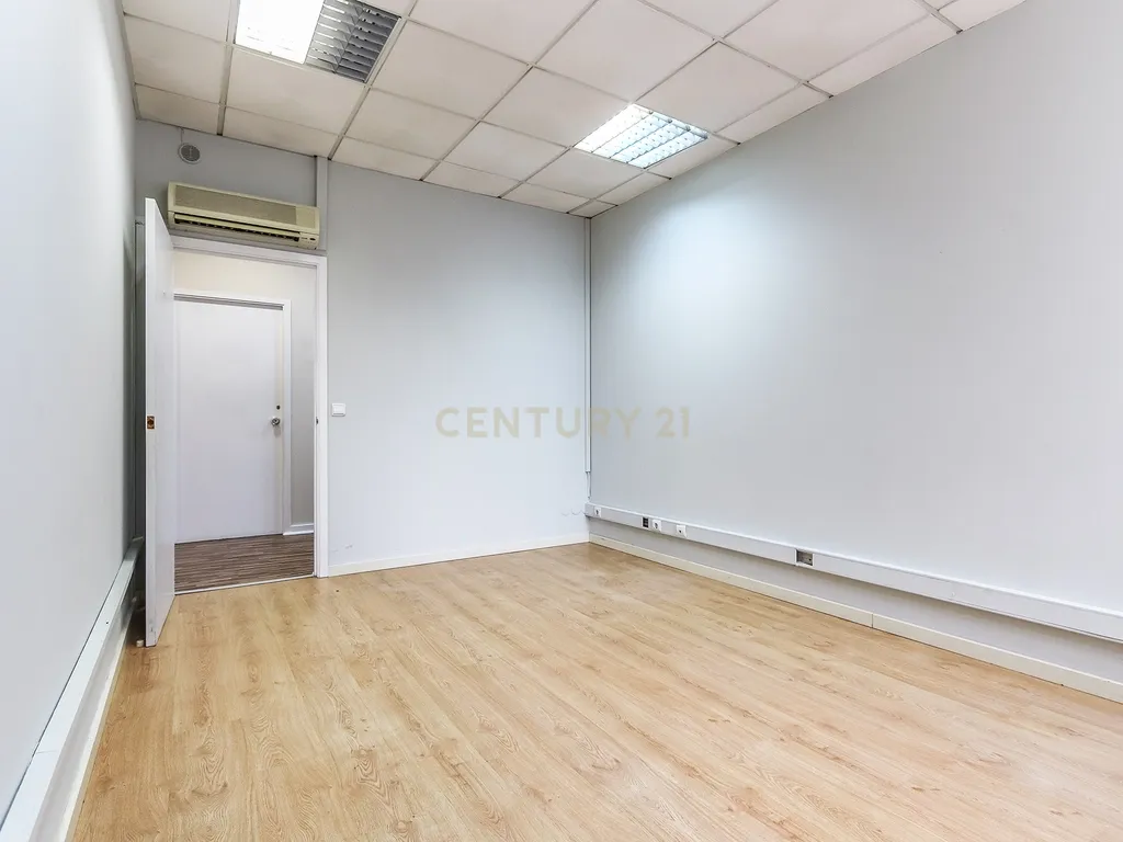 Oportunidade de negócio com mais de 7% de rentabilidade garantida | Centro de Escritórios | Lisboa - Image 13