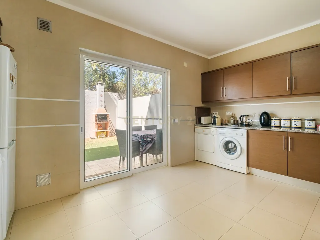 Casa Moderna em Alcantarilha, Silves - Perto de Golfe - Image 11