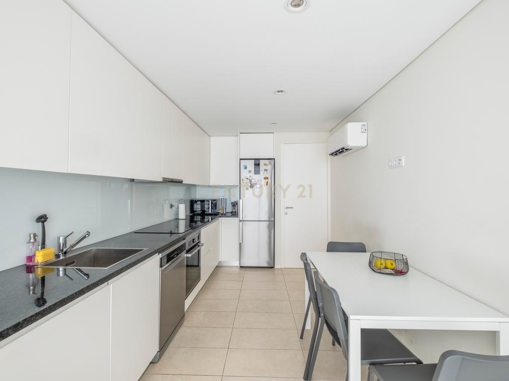 Duplex T3 Centro do Porto - Image 15