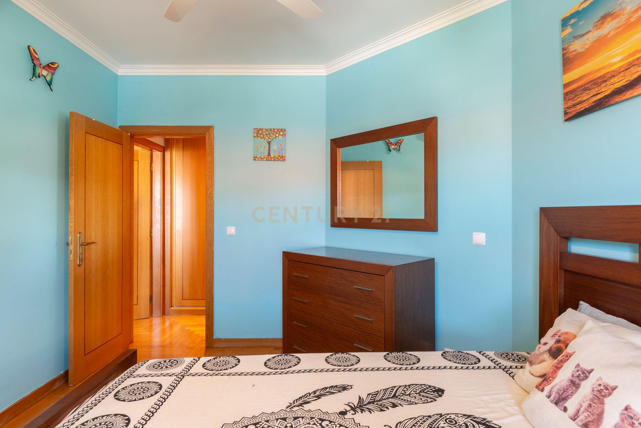 T3 Duplex - Avenida de Pádua - Image 16