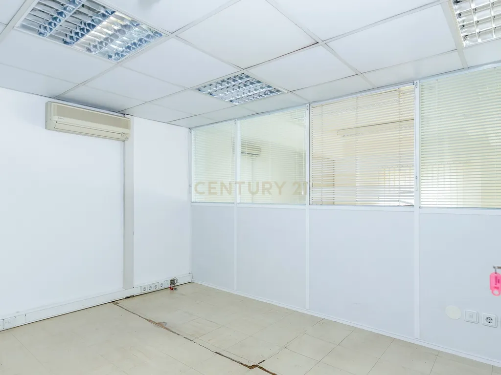 Loja para investimento em Odivelas - Image 20