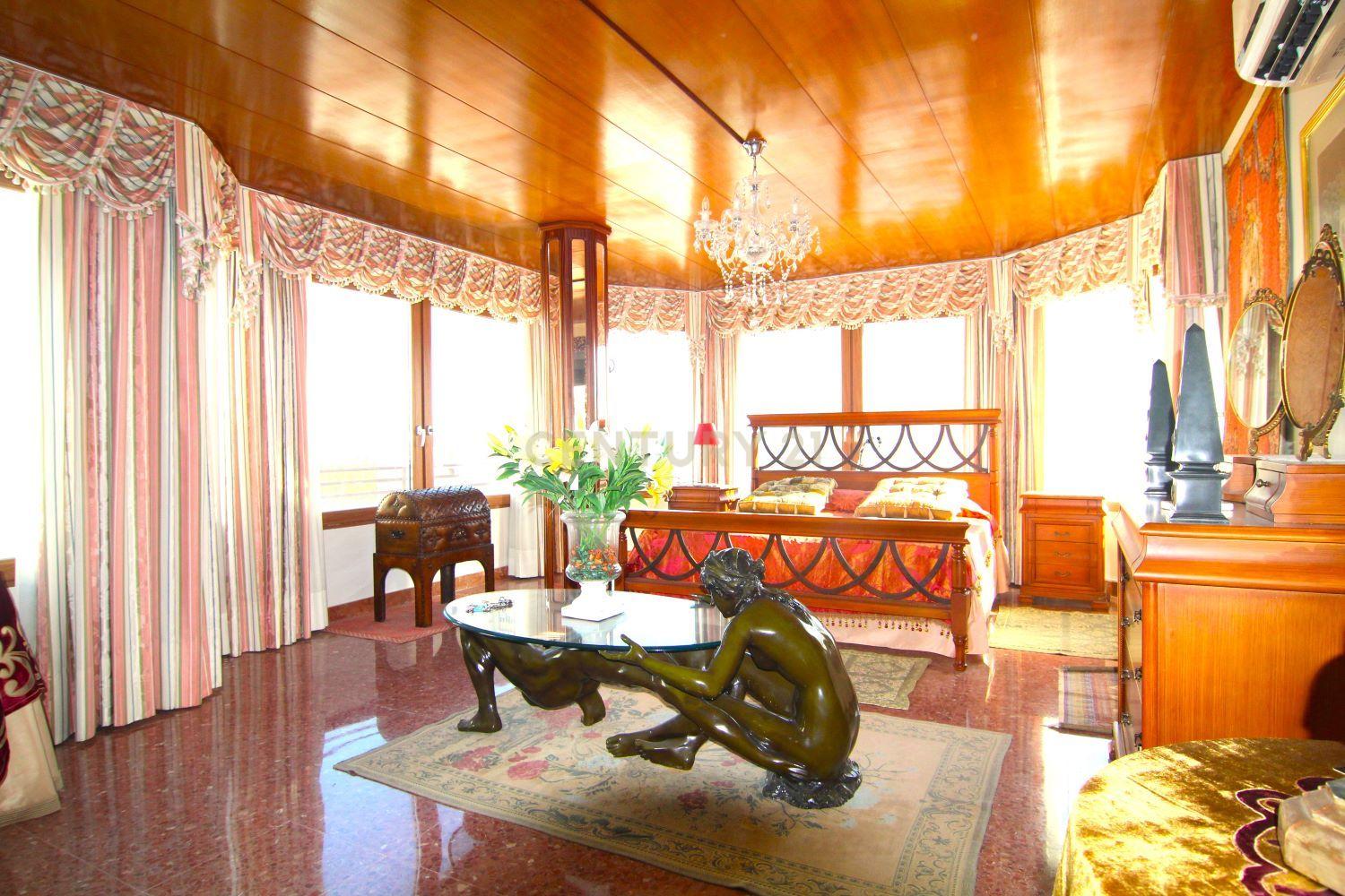 undefined - Image 3