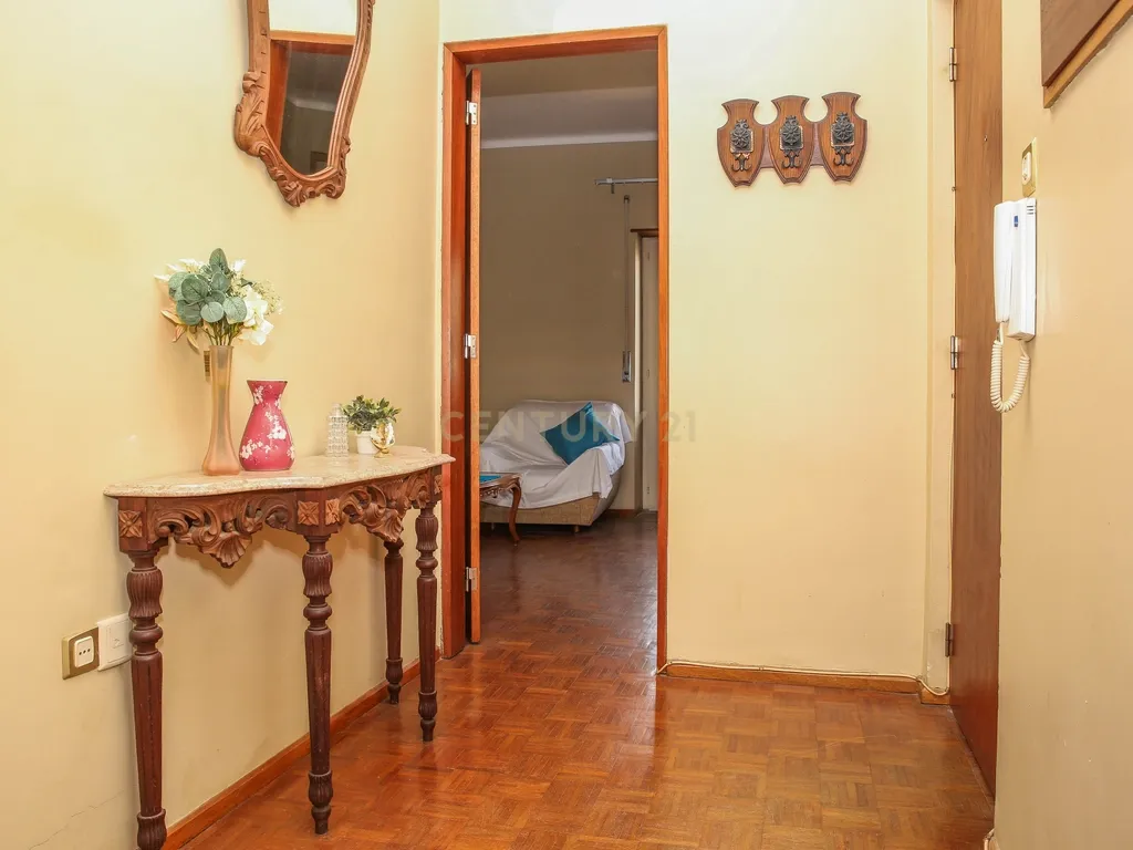 Prédio no Centro da Lourinhã - Image 12