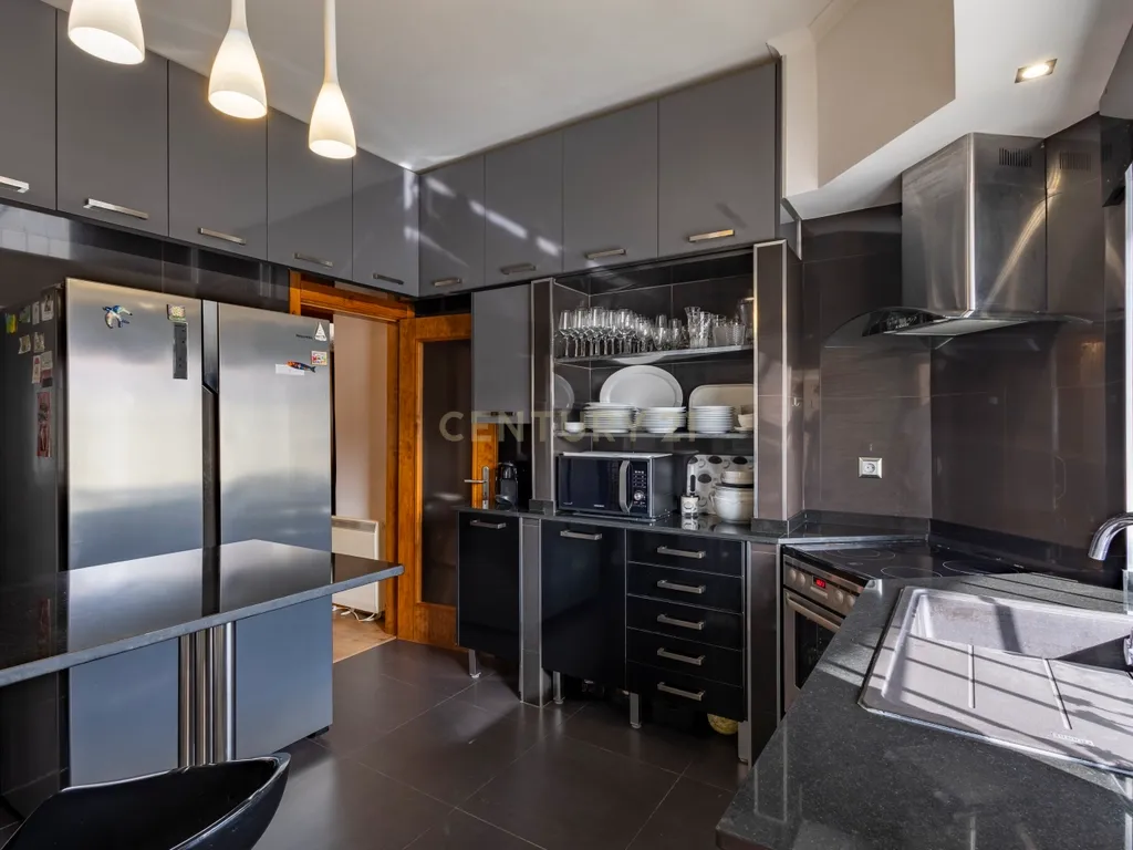 🏡 Moradia Isolada com piscina – Quinta do Conde - Image 8