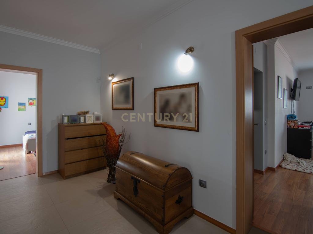 Moradia com Piscina em Vendas Novas - Image 18