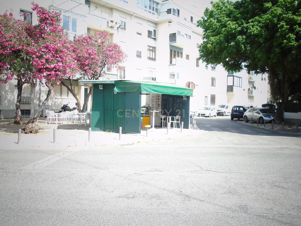 Quiosque Comercial em Nova Oeiras, totalmente equipado  - Image 4