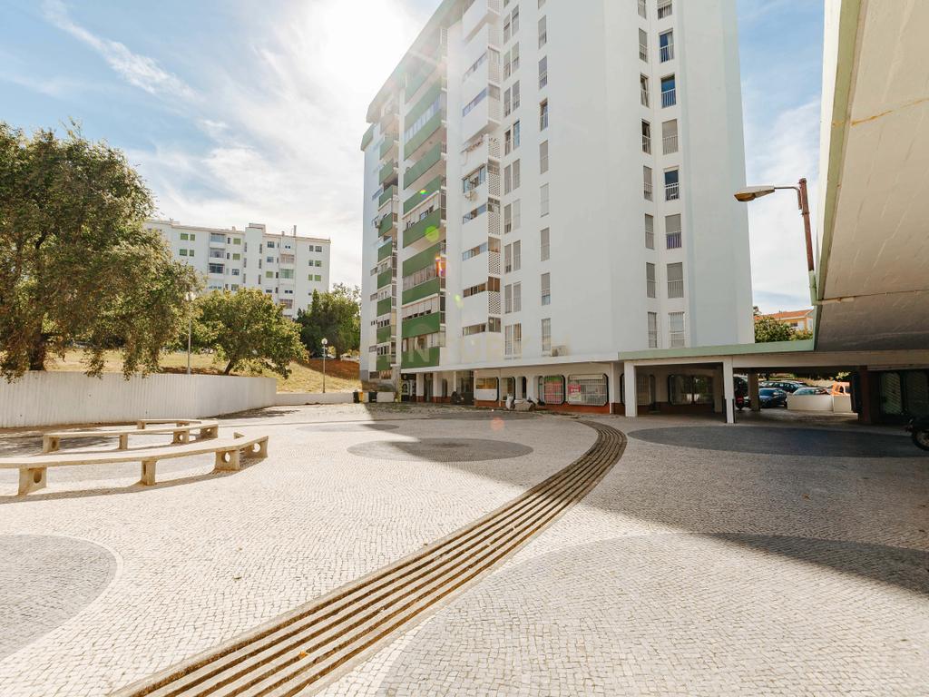 Apartamento T3 à Venda – Olivais, Rua Cidade da Beira - Image 54