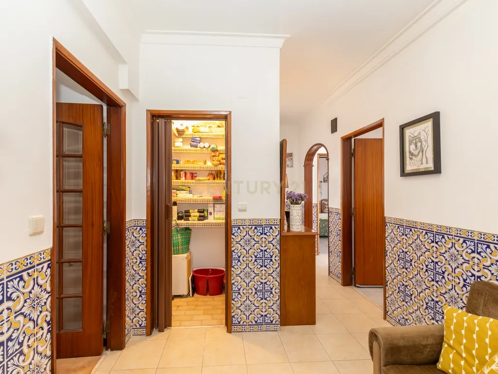 T3 + T1 com Garagem e Logradouro em Corroios, Seixal, Setúbal - Image 25