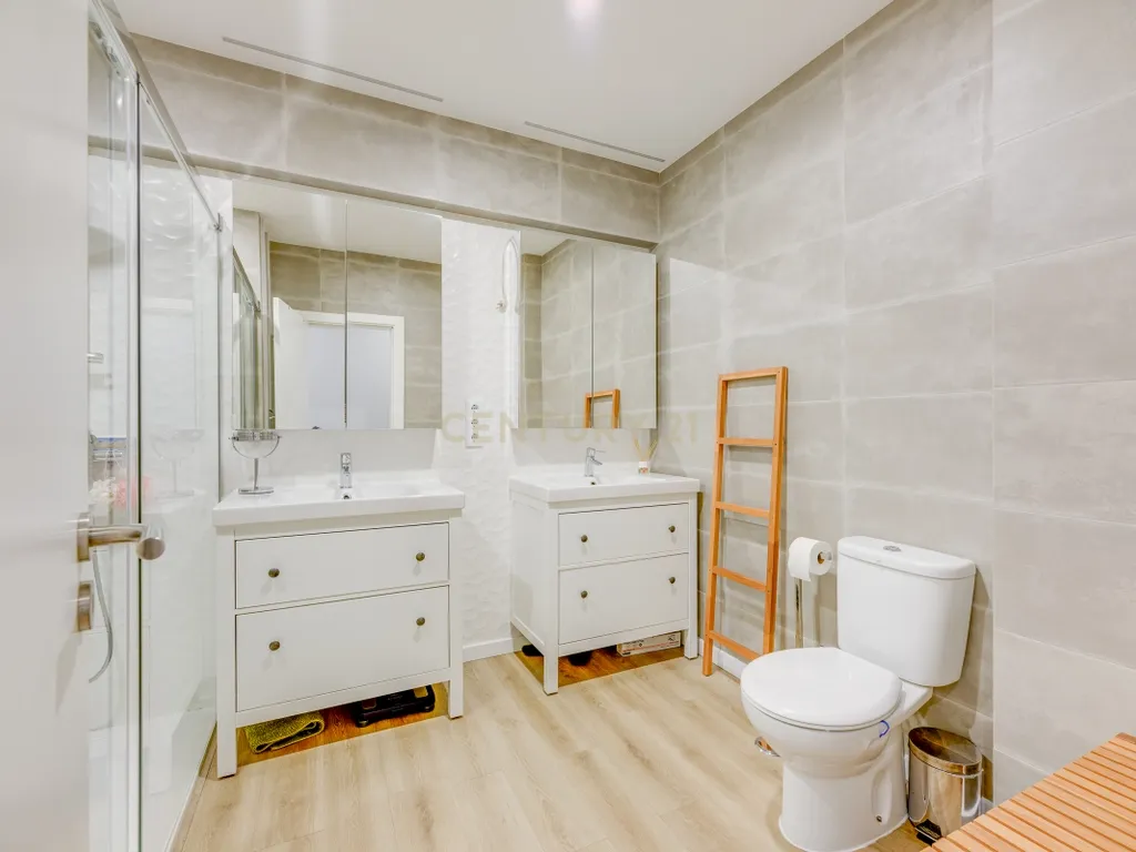 T4 Remodelado no Centro de Alverca - Image 9