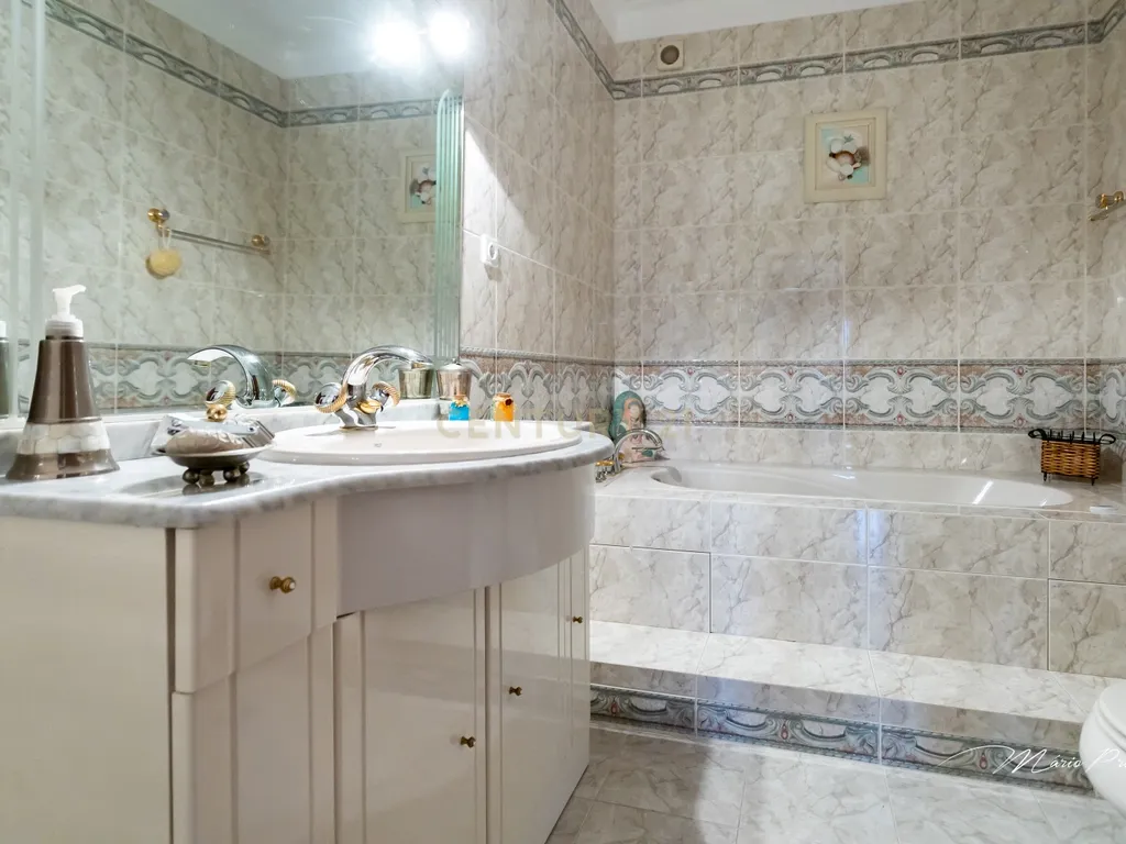 💥 Excelente Moradia T4 – Samouco – Alcochete 💥 - Image 32