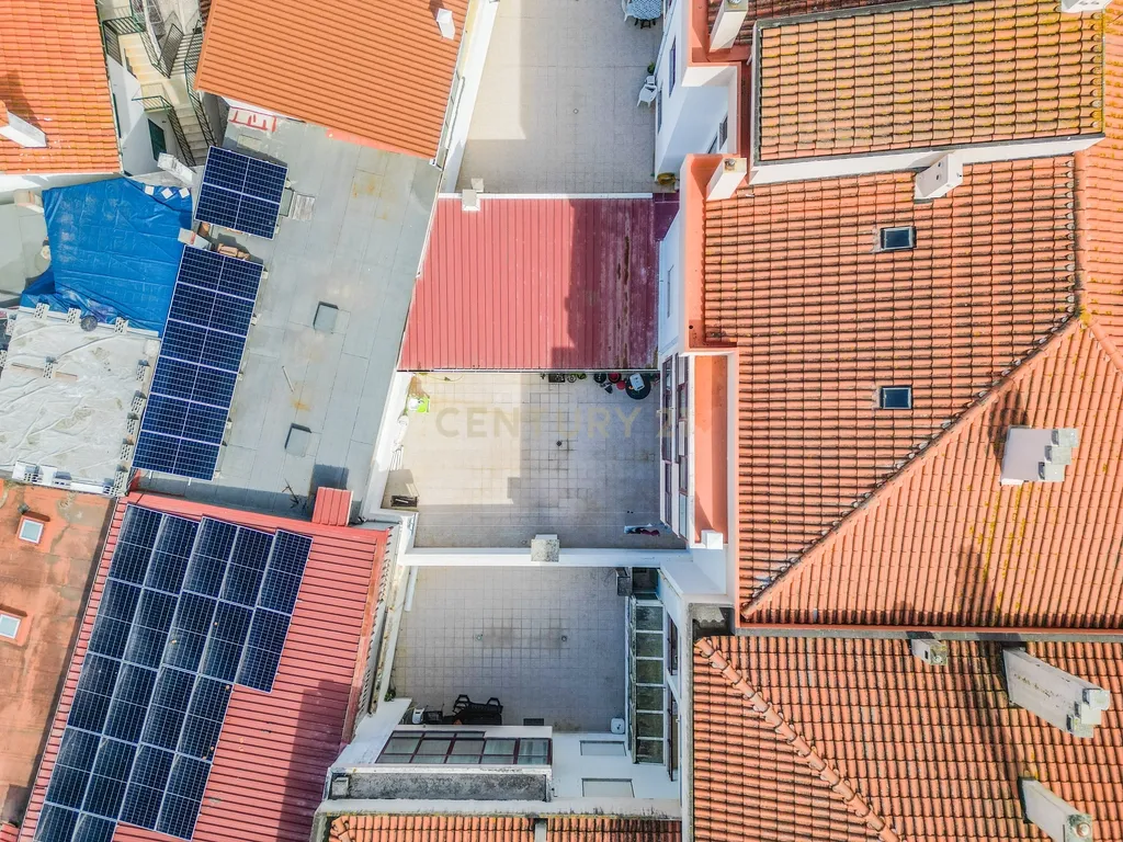 Apartamento T3 com terraço e garagem para 2 Carros, a 350 metros da Praia, São Pedro, Figueira da Foz - Image 8
