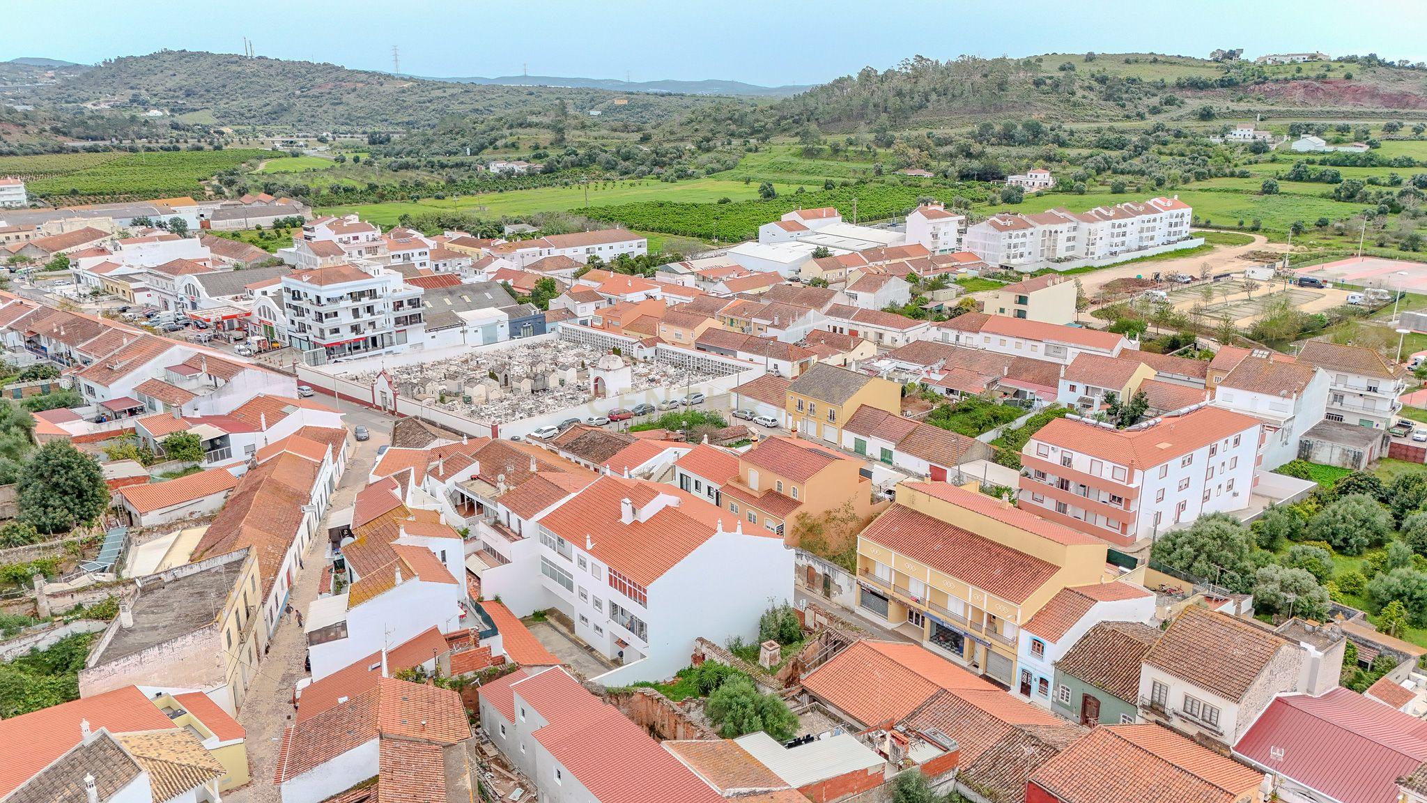 Fotografia 11 de Imóvel com PIP submetido, para construção de moradia ou prédio com frações autónomas com área de 497 m2.