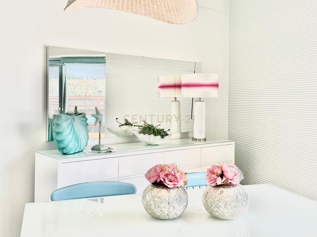Apartamento T1, na 1a linha sobre a Marina de Albufeira, com garagem e piscina. - Image 7