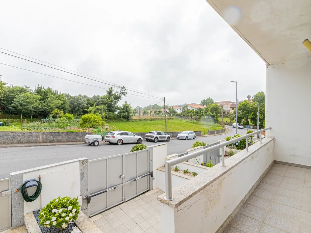 Moradia em Banda, Torre, Amares Braga - Image 4