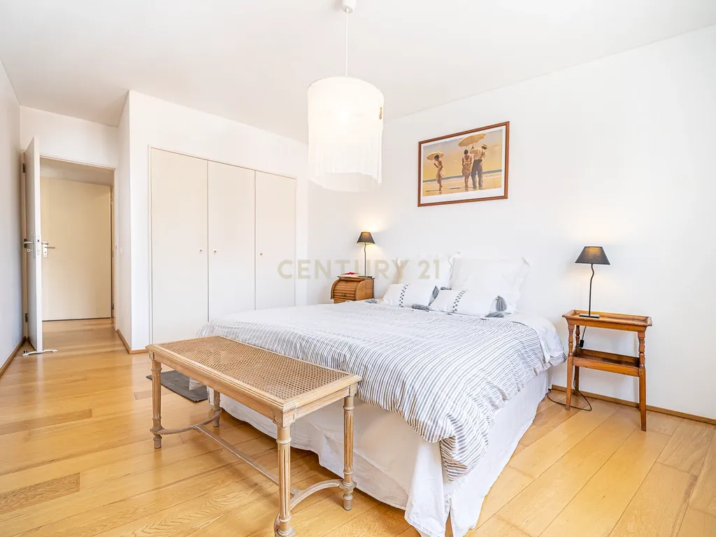 Apartamento T3 com terraço, garagem e elevador na Rua do Benformoso, em Lisboa - Image 22
