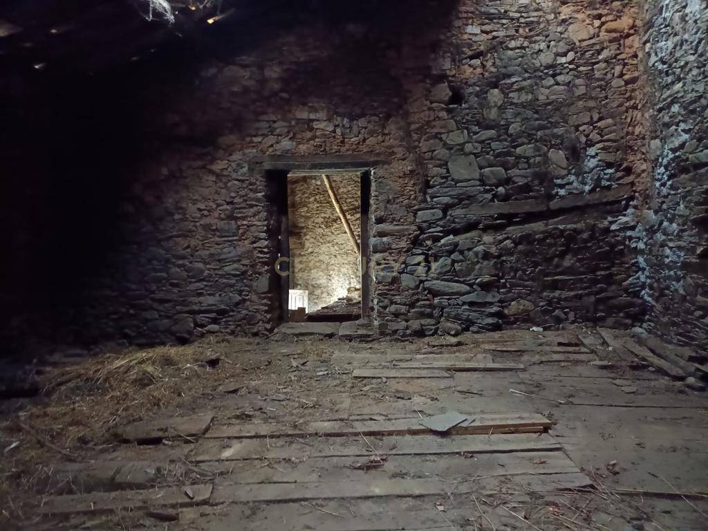 Moradia para Reabilitar - França, Bragança - Image 16