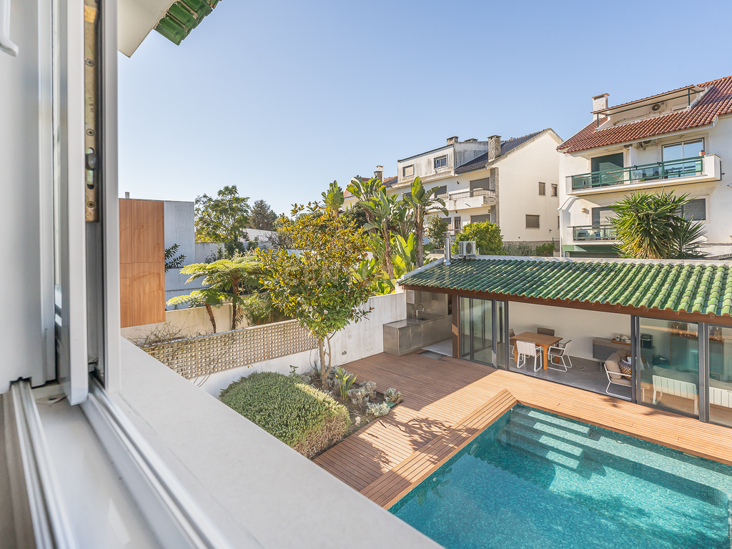 Moradia T4+2 em São João de Brito, Alvalade - Image 34