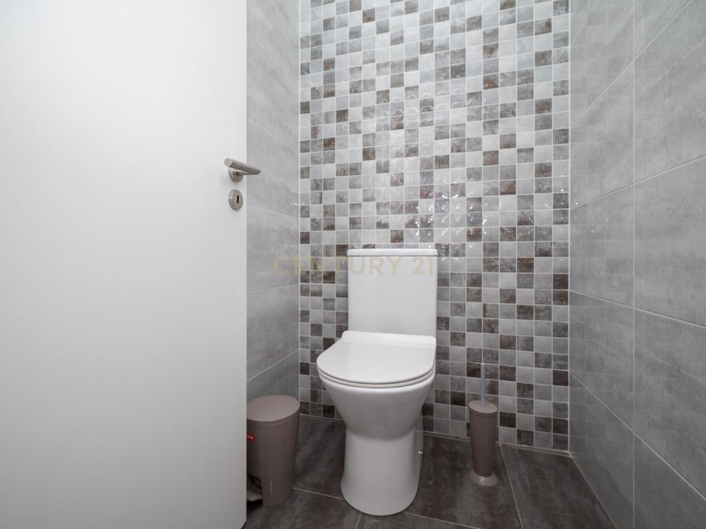 Loja e cave com 326m2 de área bruta, Quinta da Medideira, Amora - Image 12