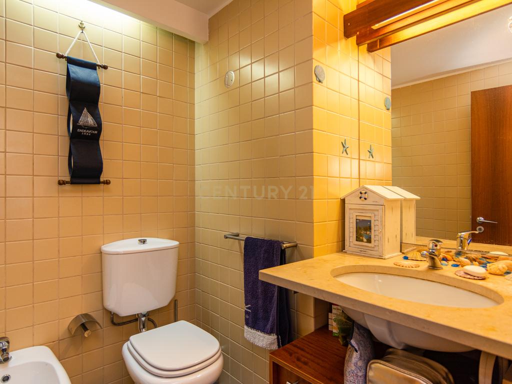 Apartamento T1+1 com vista deslumbrante, em Tróia, Carvalhal. Em Arrendamento! - Image 5
