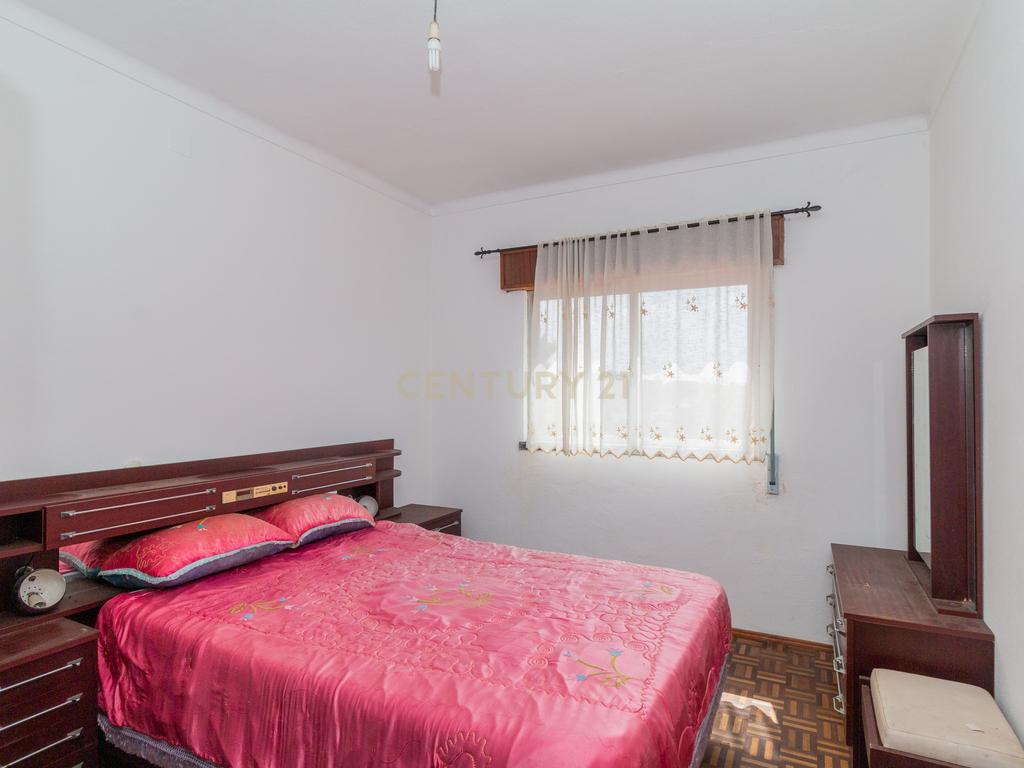 Excelente Moradia T4 - Image 19