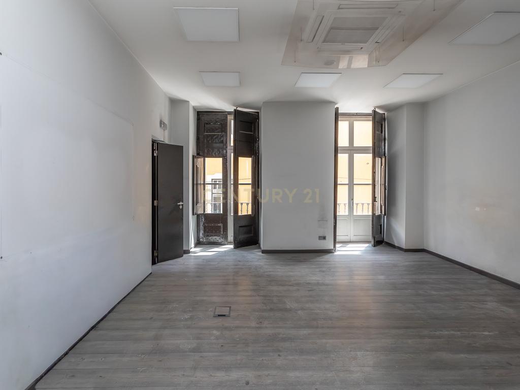 Escritório com 160 m2 | Rua de Alfandega, Baixa Pombalina, Lisboa - Image 8