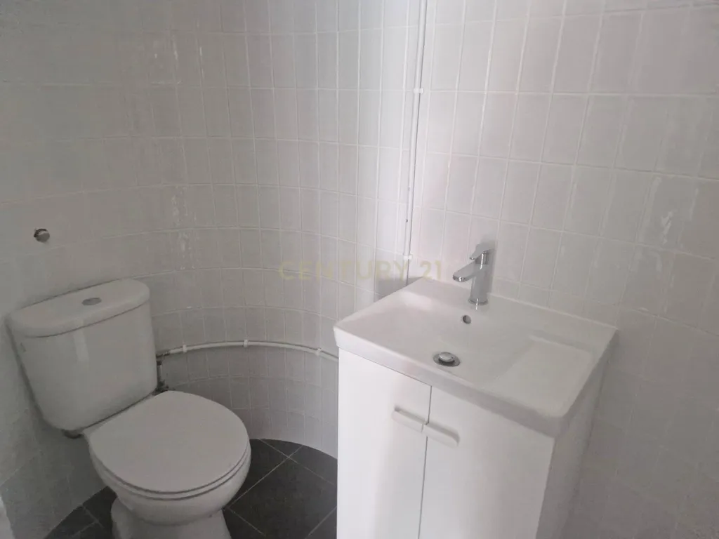 Loja para arrendamento em Carcavelos - Image 6