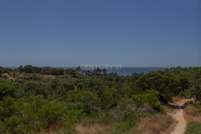 Luxuoso apartamento T3 duplex com Vista Panorâmica em Quinta de Santa Teresa, Charneca de caparica - Image 31