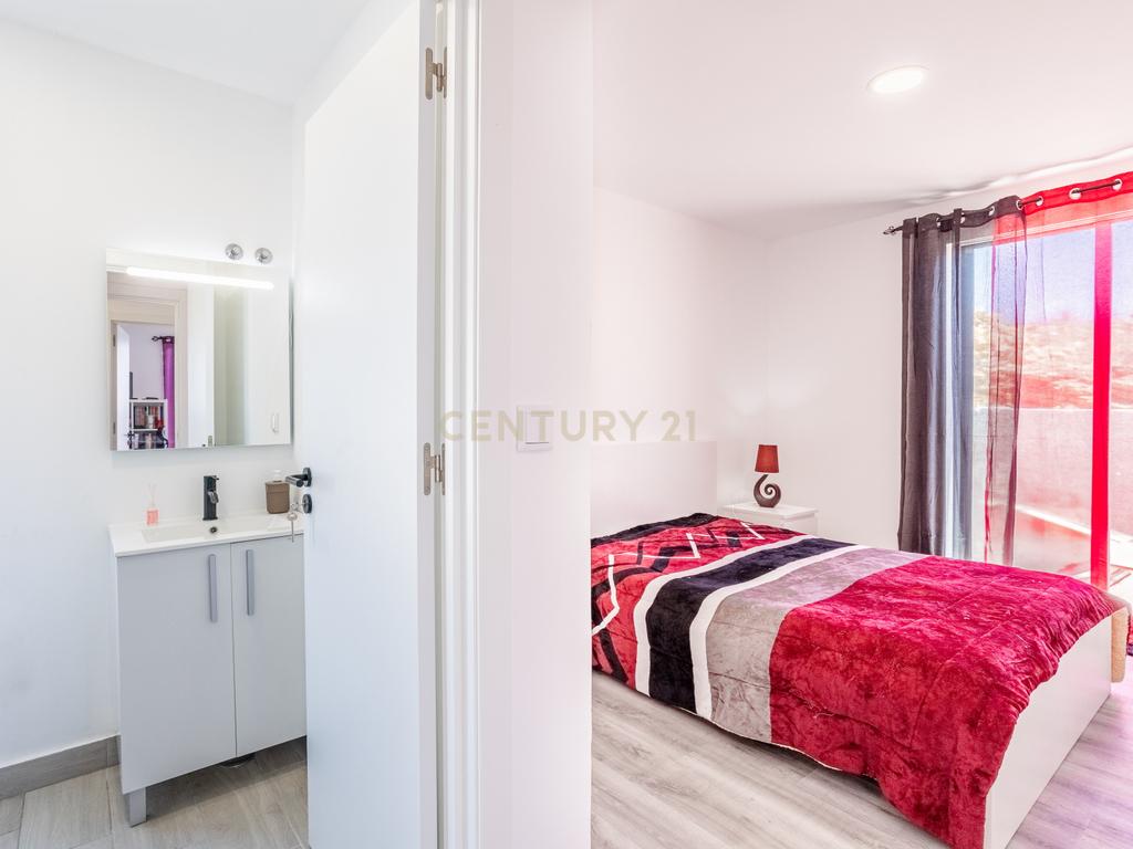 Moradia T3 Nova com vista desafogada em  Vialonga - Image 18