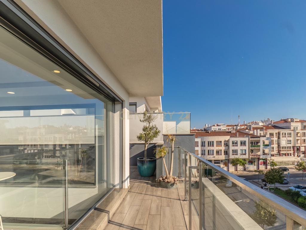Duplex com terraço! a 5 minutos das praias! Quinta de Santa Teresa! - Image 10