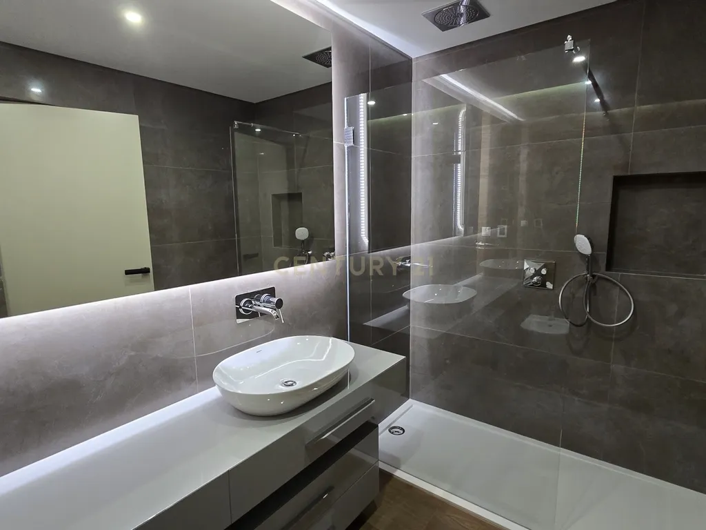 Apartamento T2 em Condomínio de Luxo Parede ( Cascais ) - Image 29