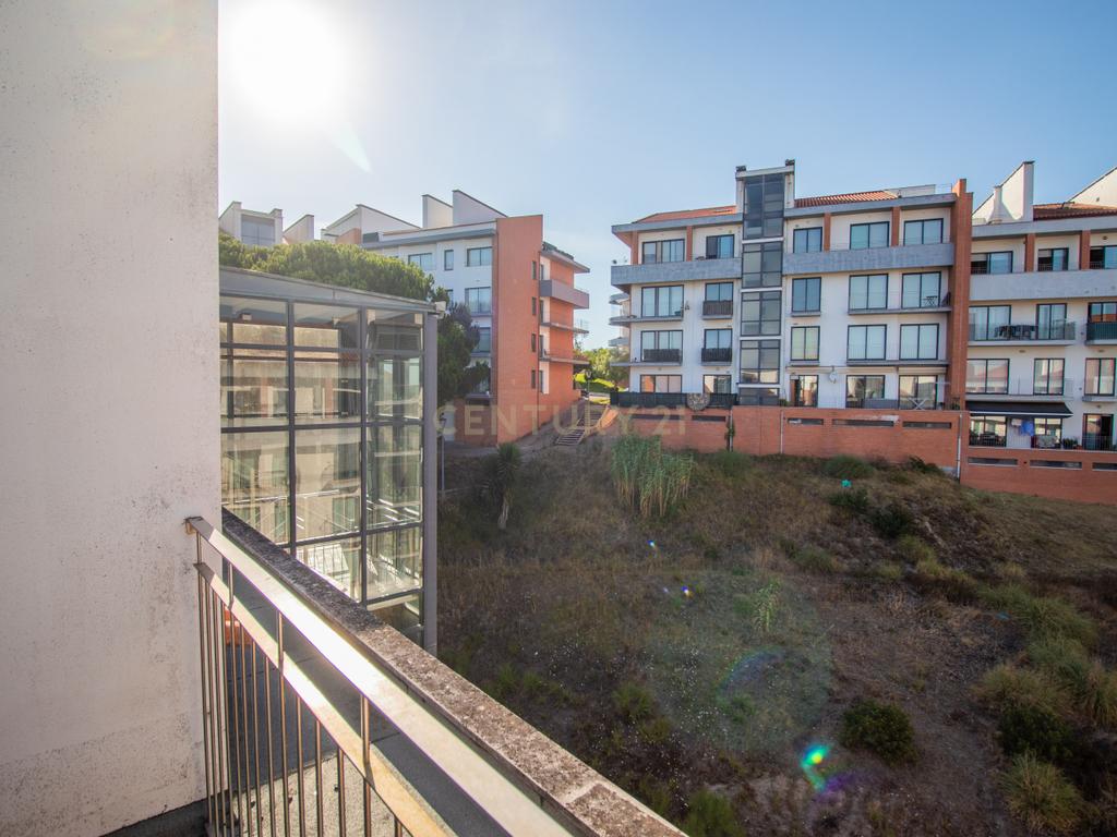 Apartamento T3 com Garagem Dupla na Quinta da Borloteira, Figueira da Foz - Image 25