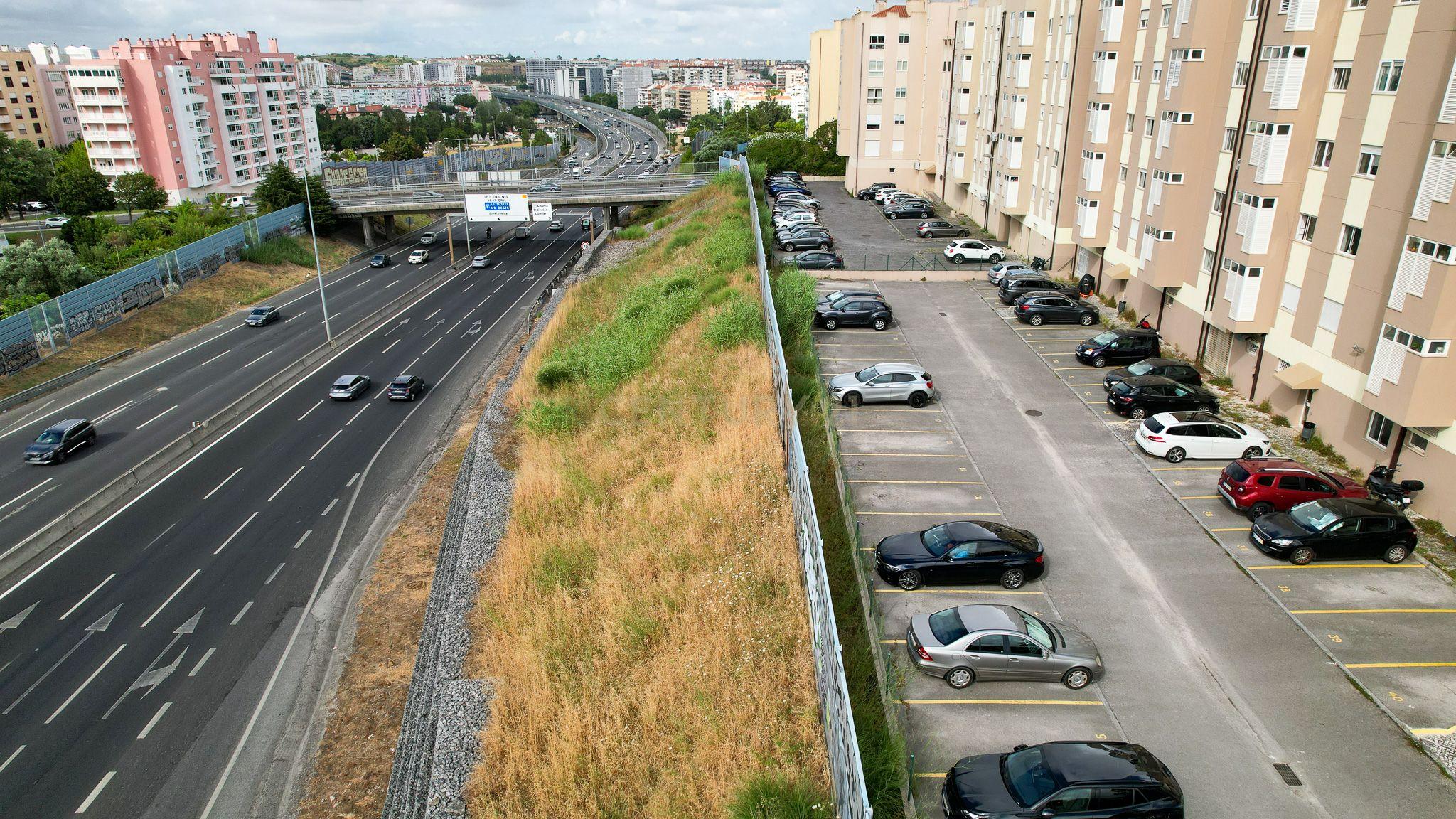 Fotografia 8 de Lugar de estacionamento à venda – Alto da Faia II, Telheiras