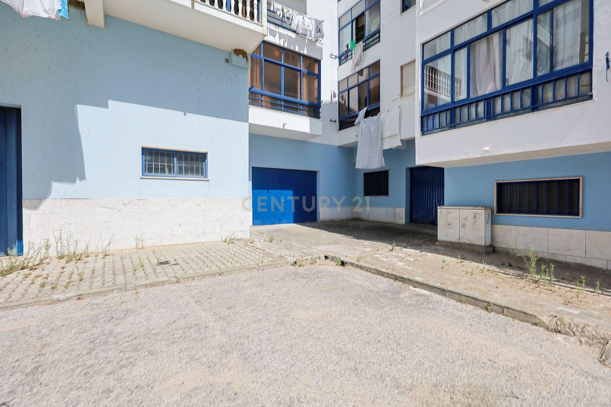 Fotografia 12 de Excelente Apartamento na Amora com Garagem
