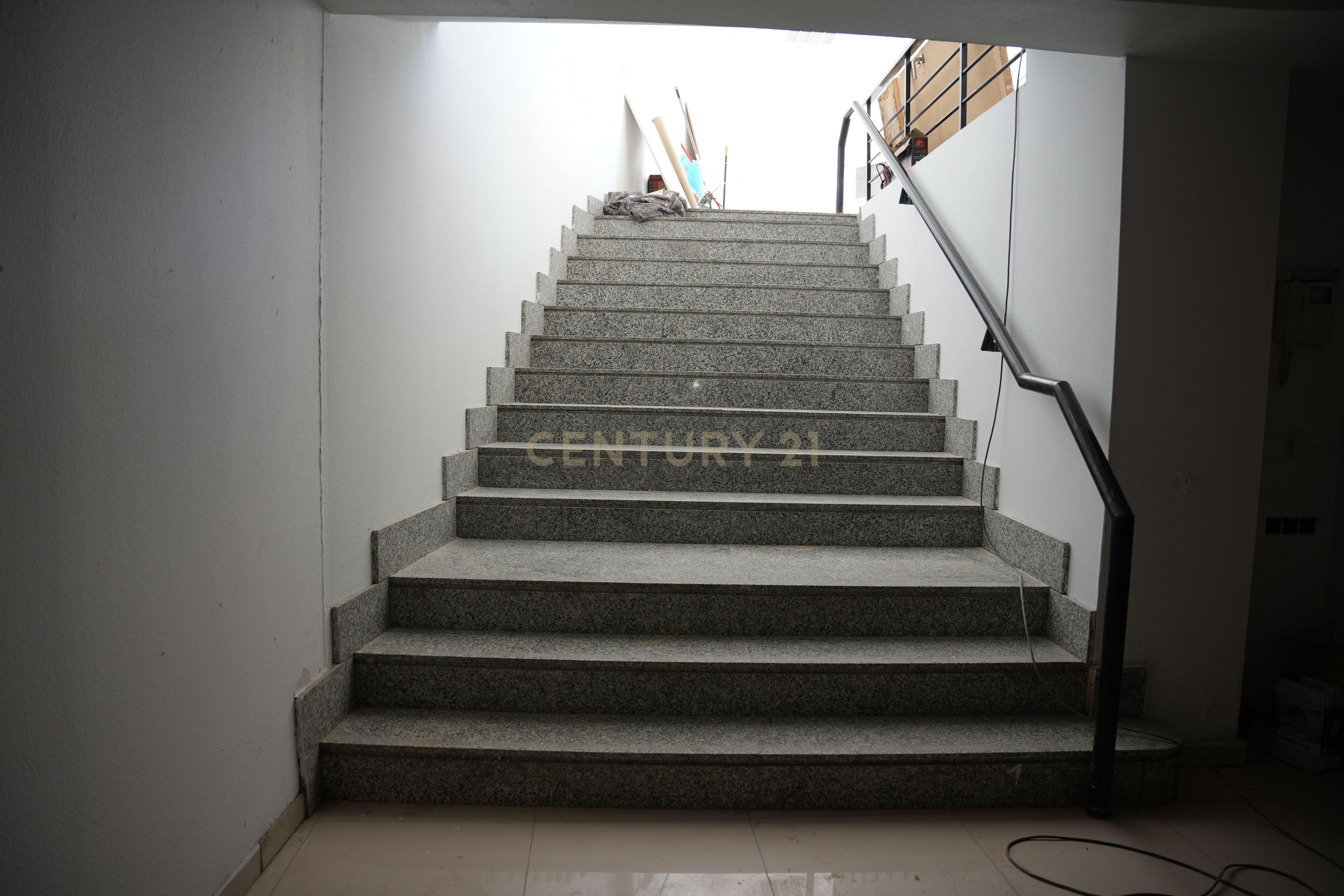  - Image 6