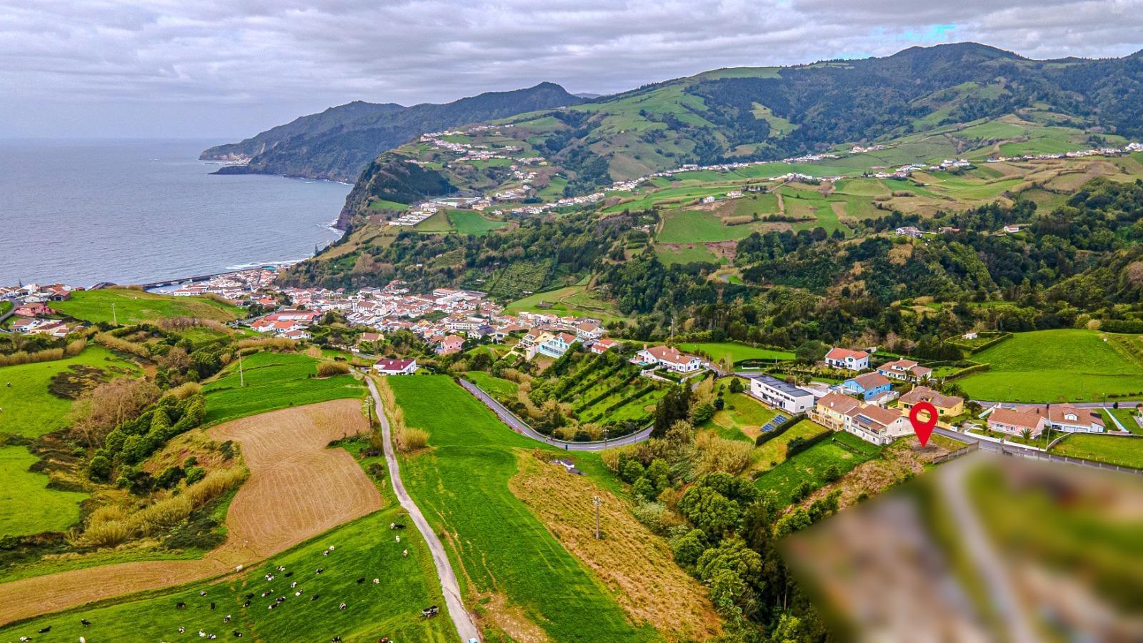 Fotografia 12 de TERRENO ÚNICO COM VISTA MAR E PROJETO APROVADO | LOMBA DO ALCAIDE – POVOAÇÃO