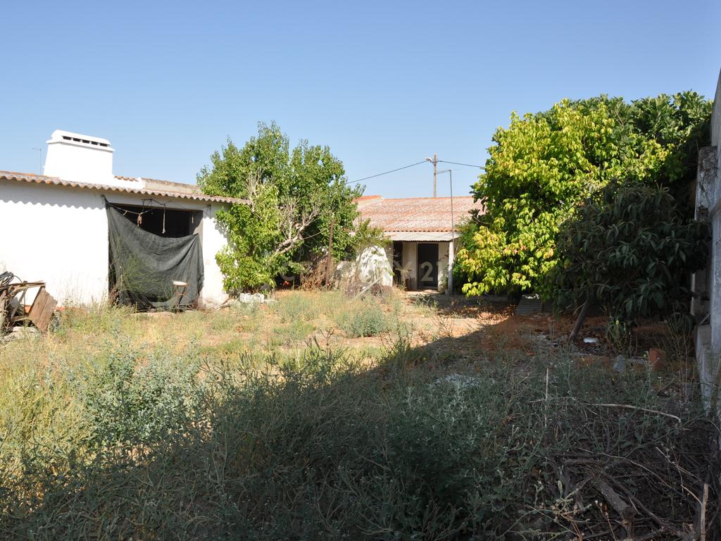 Casa em Évora com terreno a 500m da praia - Image 17