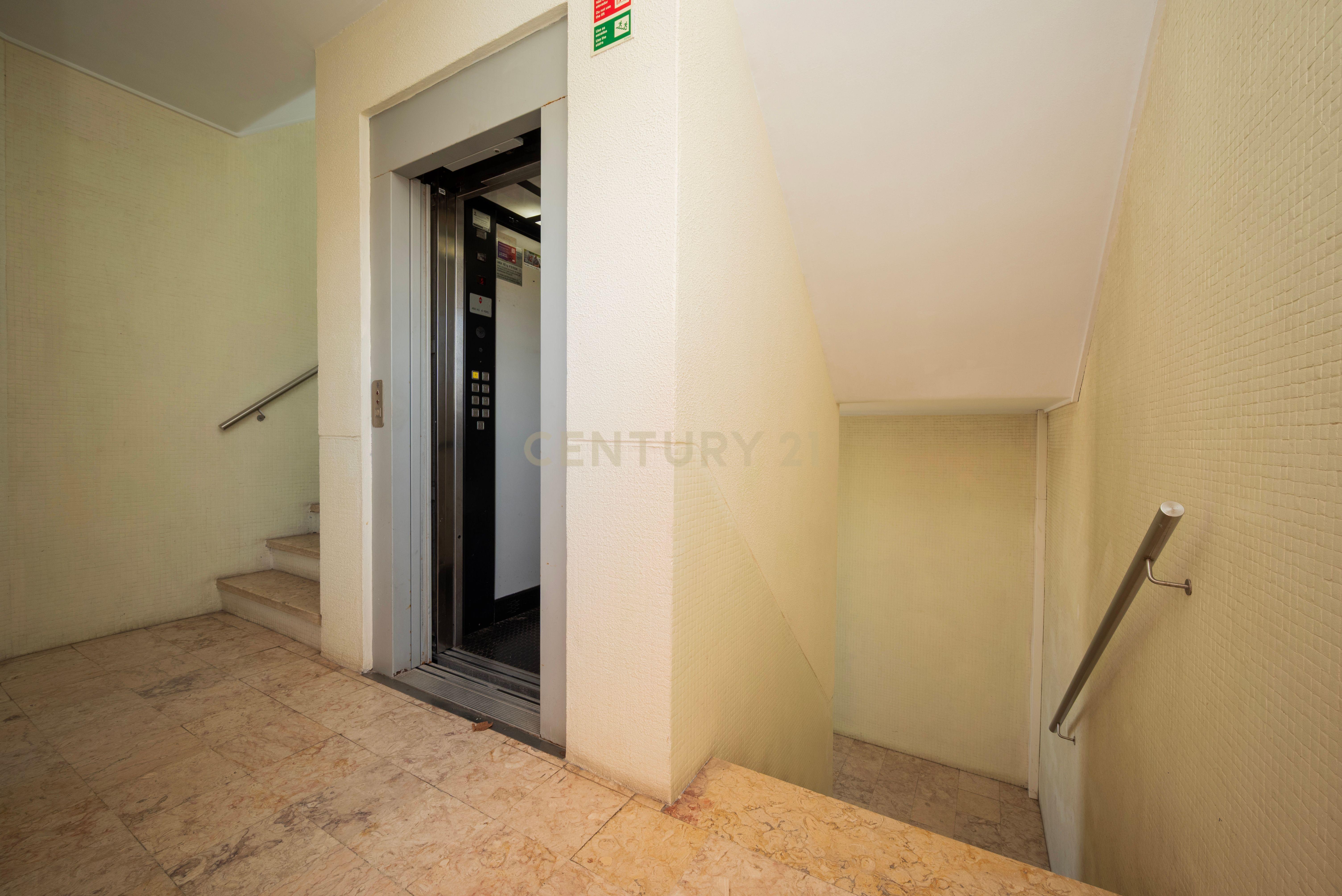 Fotografia 10 de Excelente Oportunidade em Cascais: T1 Totalmente Renovado nas Fontainhas