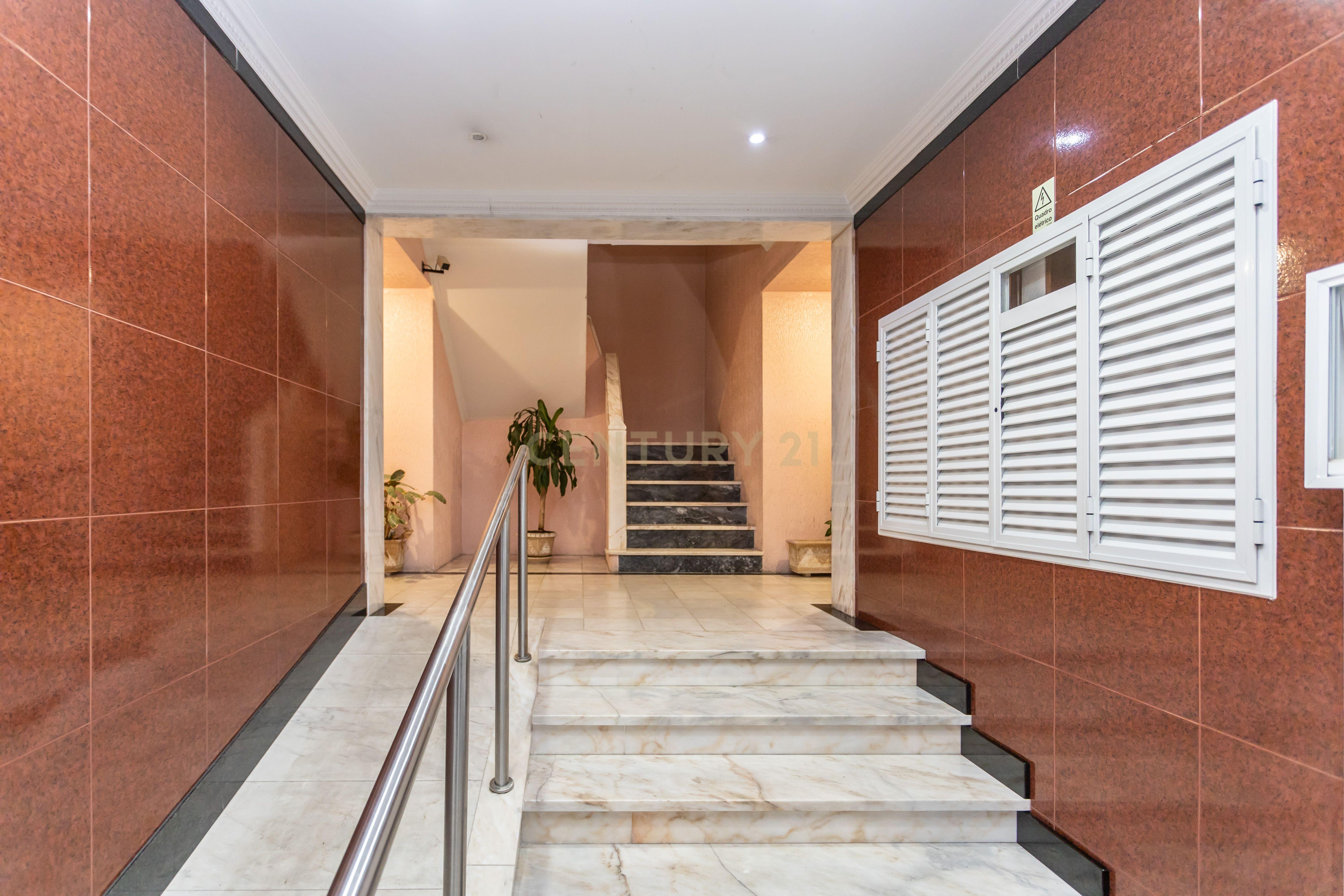 Apartamento T1 no Fogueteiro - Image 17