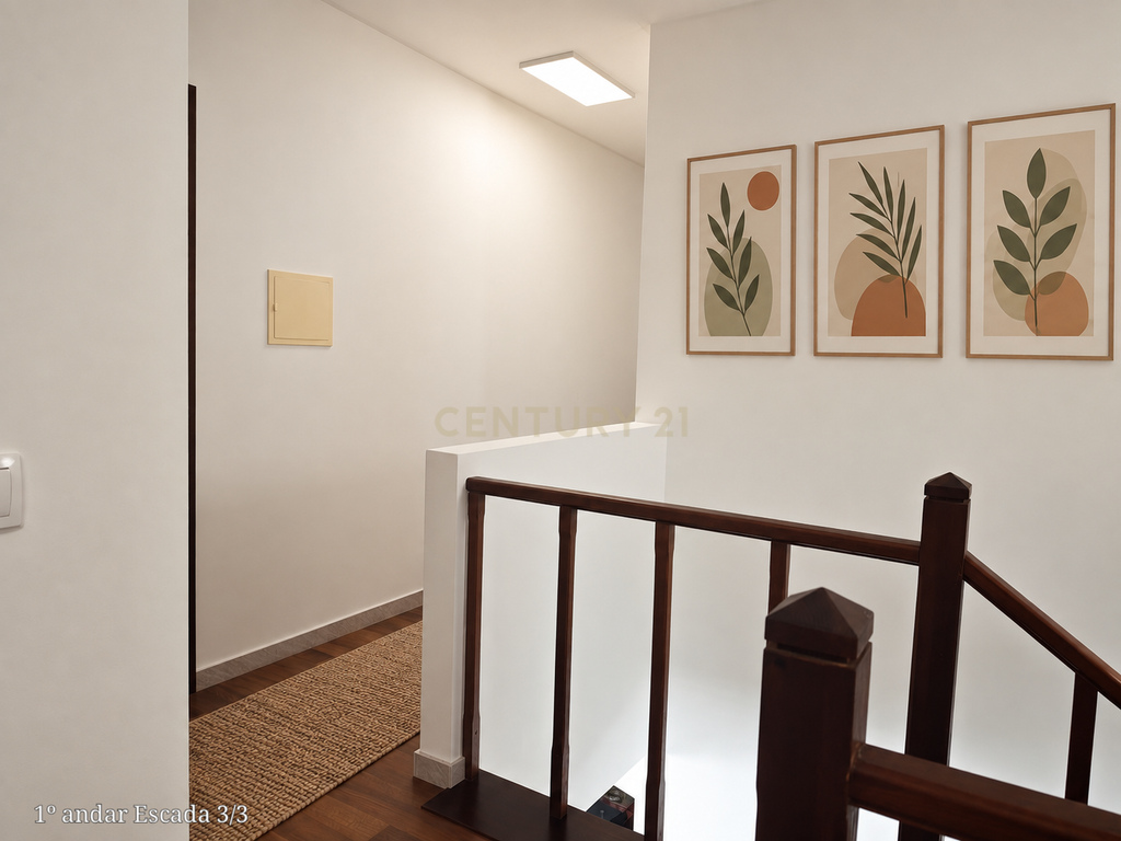 T4 DUPLEX COM 288,50 M², TERRAÇO PRIVATIVO DE 310 M² E ESTACIONAMENTO PARA 7 CARROS — A POUCOS MINUTOS DE LEIRIA - Image 25