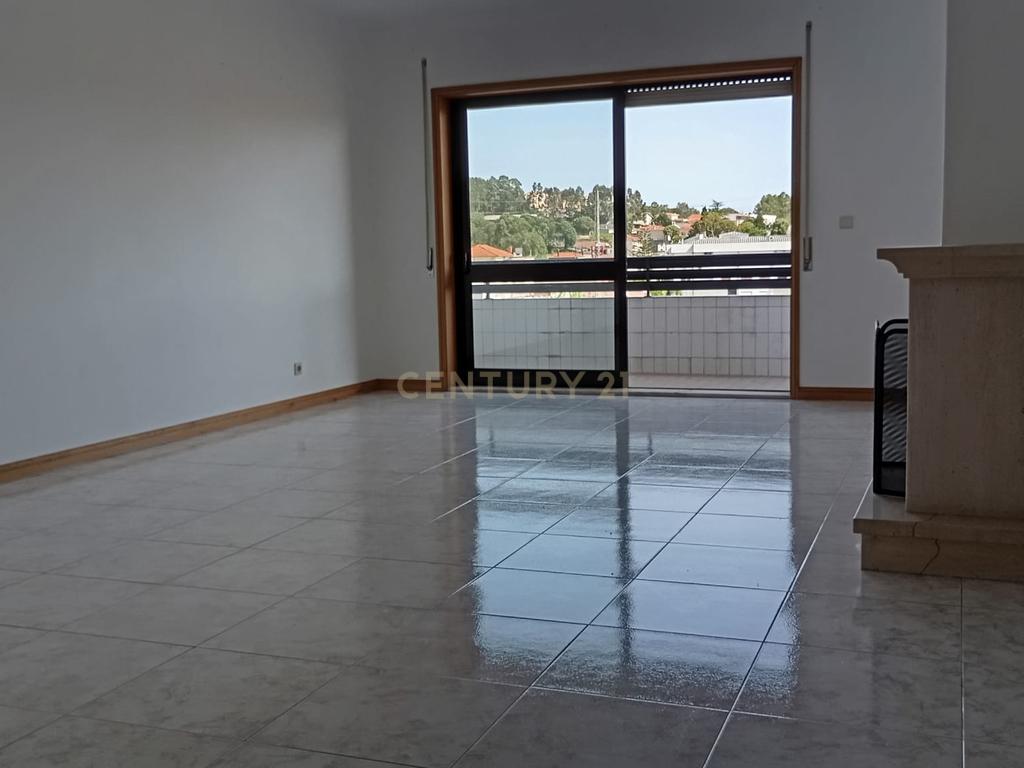 T3 em Canelas - Image 13