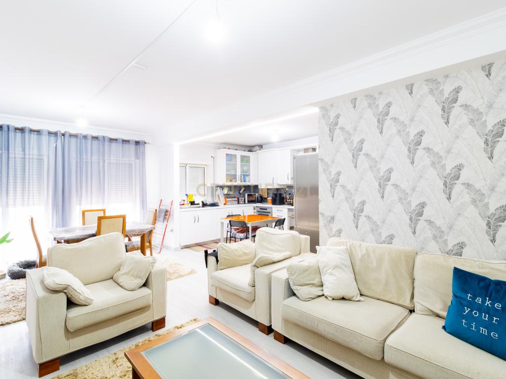 Apartamento T3, Rés do Chão, Marinha Grande - Image 10