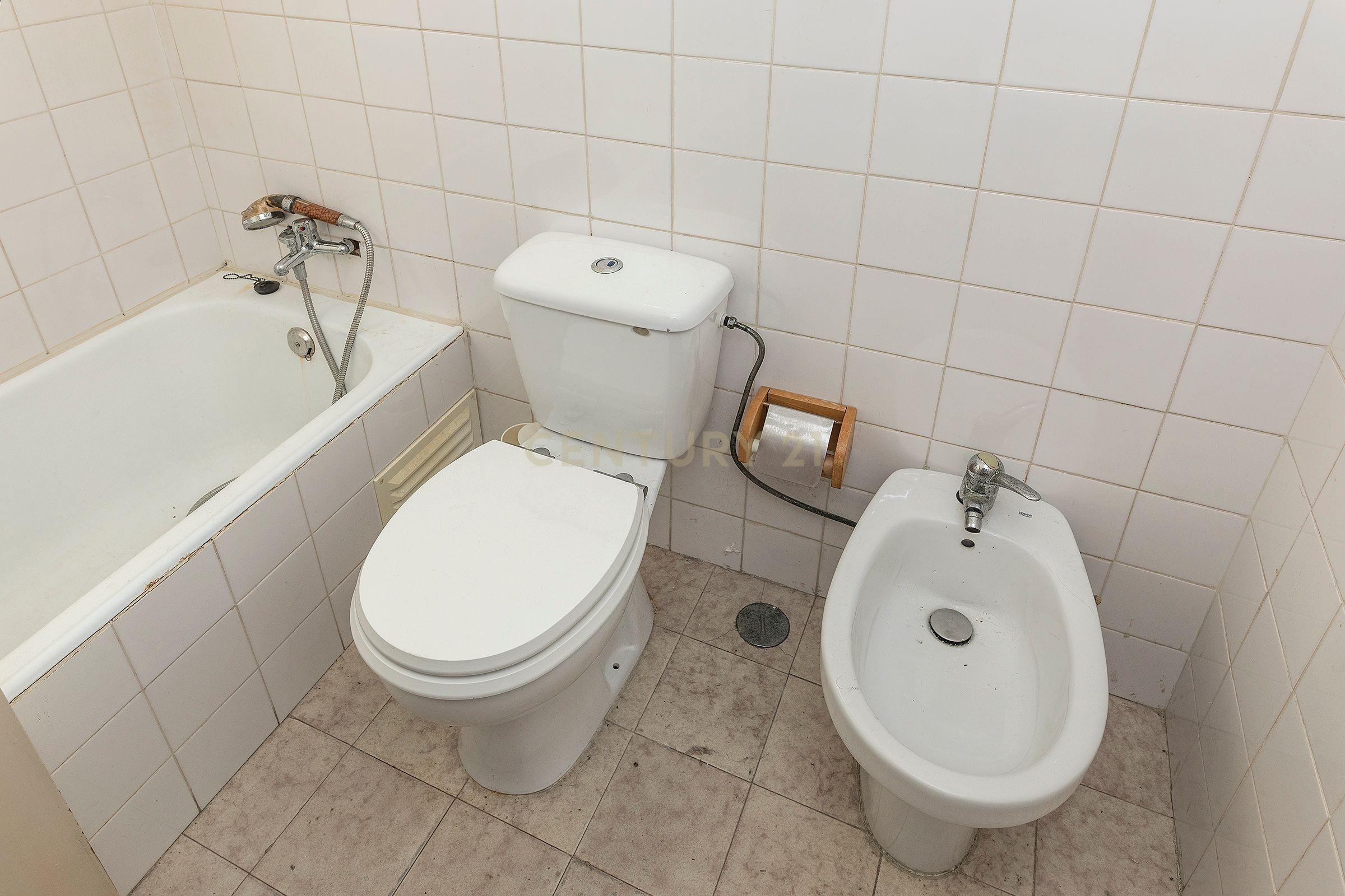 Apartamento T6 | Último Andar | 226m² | Quinta das Palmeiras, Oeiras - Image 17